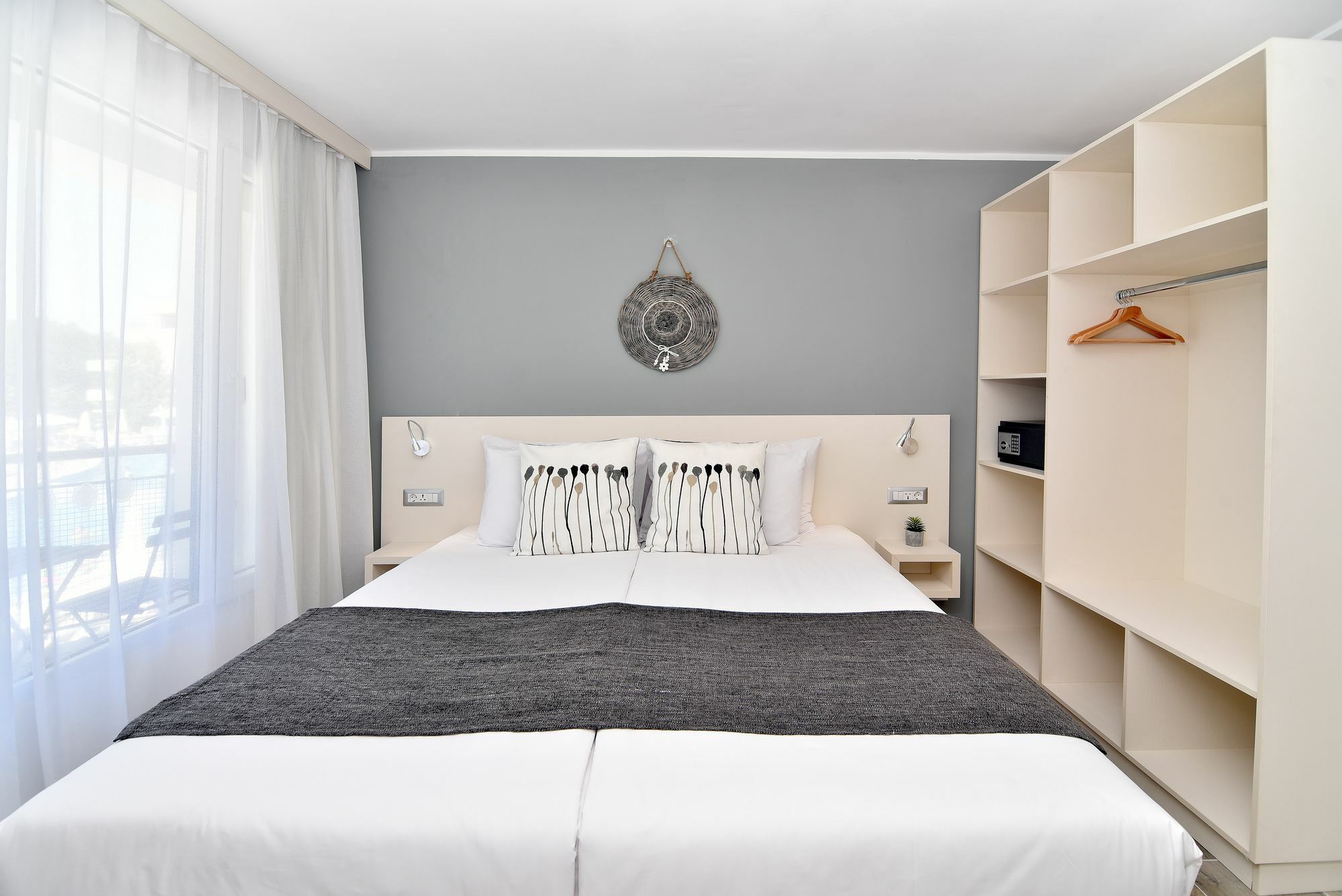 Ihotel Slăntjev Brjag Exteriör bild